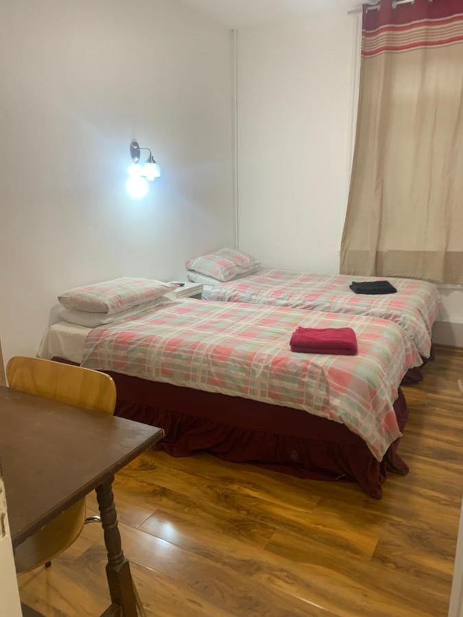 The Dharma Lodge Enfield Εξωτερικό φωτογραφία